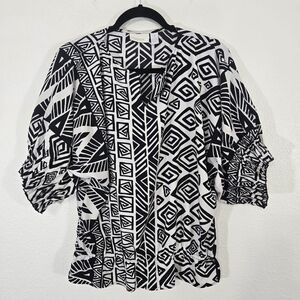 Chico's Lightweight Geometric Top Dolman Puffy Sleeves Career Church, size 1 (M)